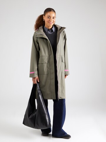 No. 1 Como Between-Seasons Coat in Green