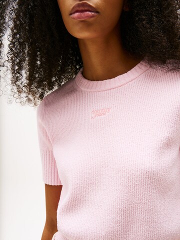 Pull-over Tommy Jeans en rose