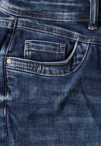 STREET ONE Slimfit Shorts in Blau