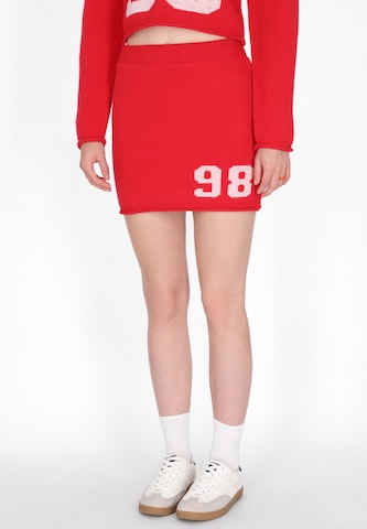 MYMO - Saia em vermelho: frente