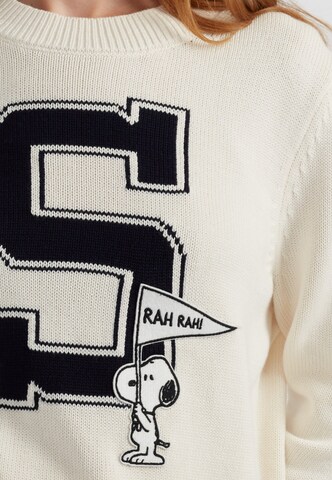 Chinti & Parker Trui 'Snoopy Varsity' in Beige