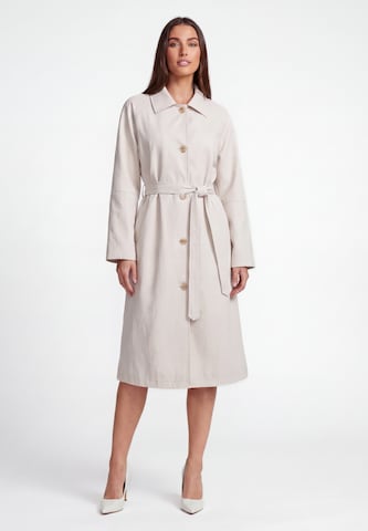 faina Tussenmantel in Wit: voorkant