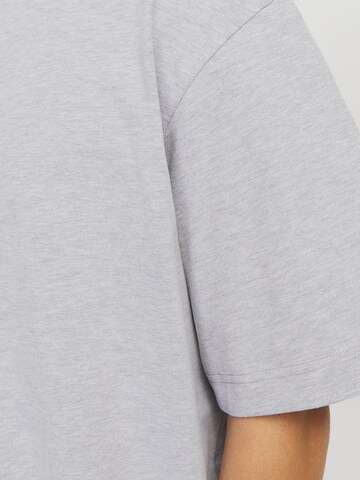 JACK & JONES Bluser & t-shirts i grå