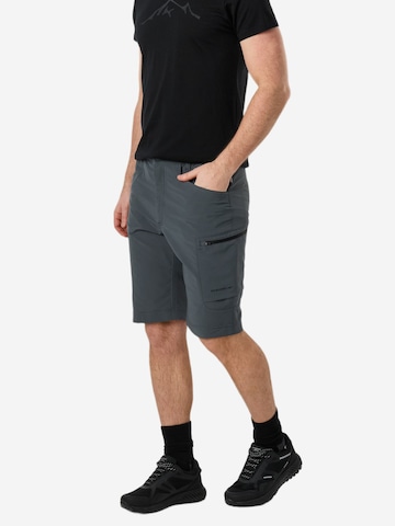 SWEDEMOUNT Regular Outdoorbroek 'Glittertind' in Groen