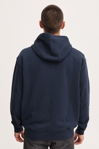 !Solid Zip-Up Hoodie in Blue