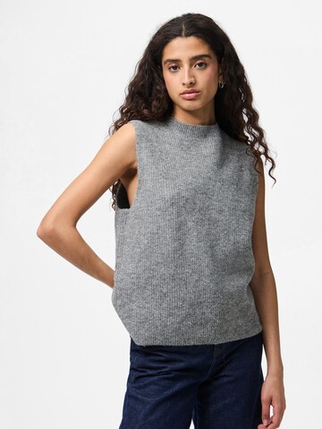 PIECES Knitted vest 'PCSilly' in Grey