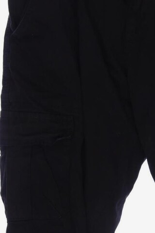 Urban Classics Pants in 31-32 in Black