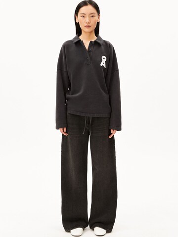 ARMEDANGELS Sweatshirt in Grijs: voorkant