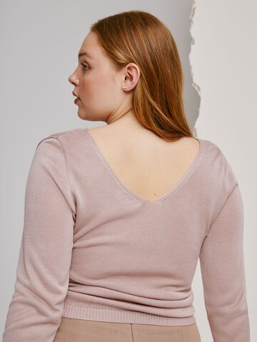 Pull-over 'Mara' A LOT LESS en rose