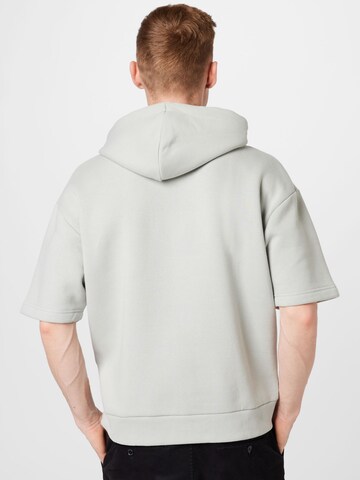 BURTON MENSWEAR LONDON Sweatshirt in Grau