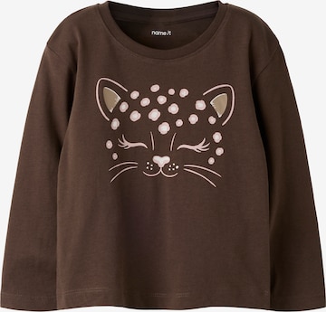 NAME IT Shirt 'NMFLauren' in Braun: Vorderseite