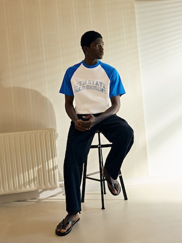 T-Shirt Bershka en bleu