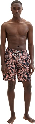 TOM TAILOR Badeshorts in Pink