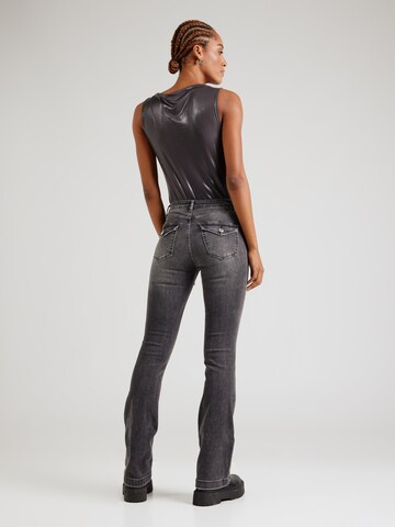 Tally Weijl - Bootcut Vaquero en gris