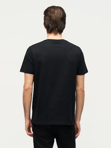 Maglietta di Lyle & Scott in nero