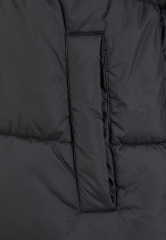 Cappotto invernale di Urban Classics in nero
