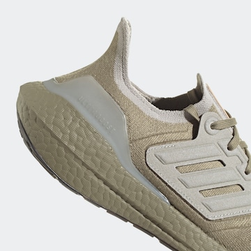 ADIDAS SPORTSWEAR Σνίκερ χαμηλό 'Ultraboost 22' σε πράσινο