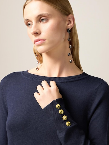 oltre Sweater in Blue