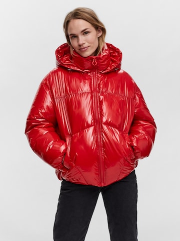 VERO MODA Jacke 'ADALYN' in Rot: predná strana