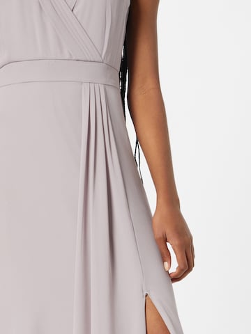 Robe de soirée 'REYNALDA' TFNC en gris