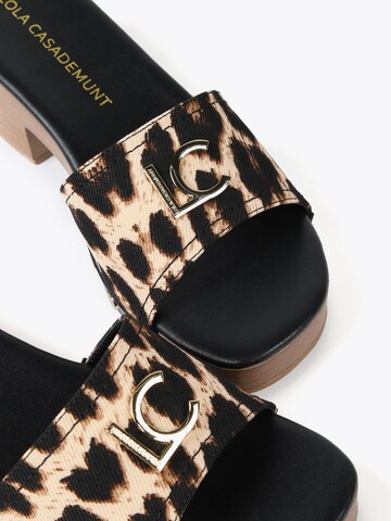 Lola Casademunt Pantolette in Schwarz
