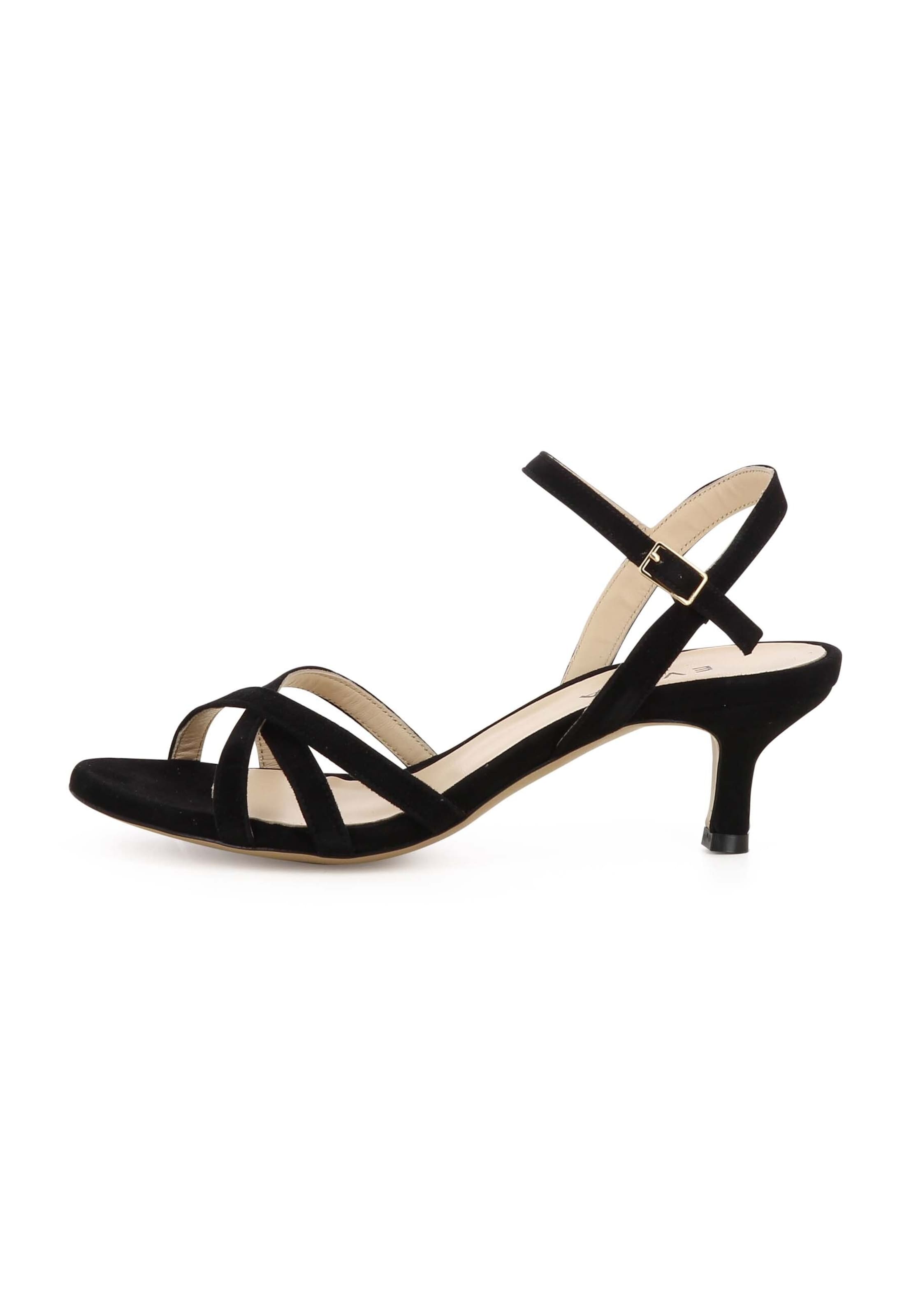 EVITA Sandalen met riem 'GIOIA' in Zwart: voorkant