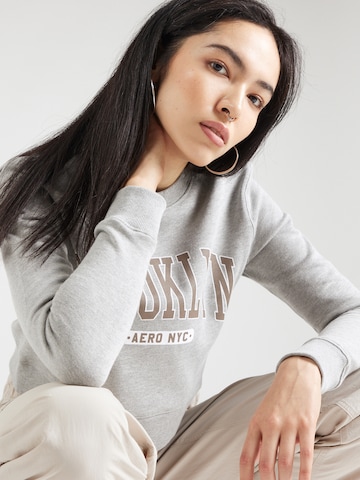 Sweat-shirt 'BROOKLYN' AÉROPOSTALE en gris