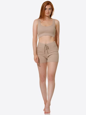 Coupe slim Pantalon Yenita en beige