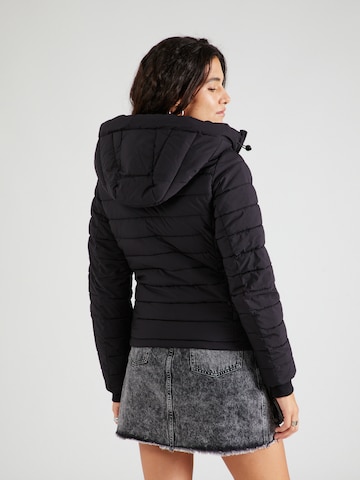 Lake View Between-Season Jacket 'Brenna' in Black