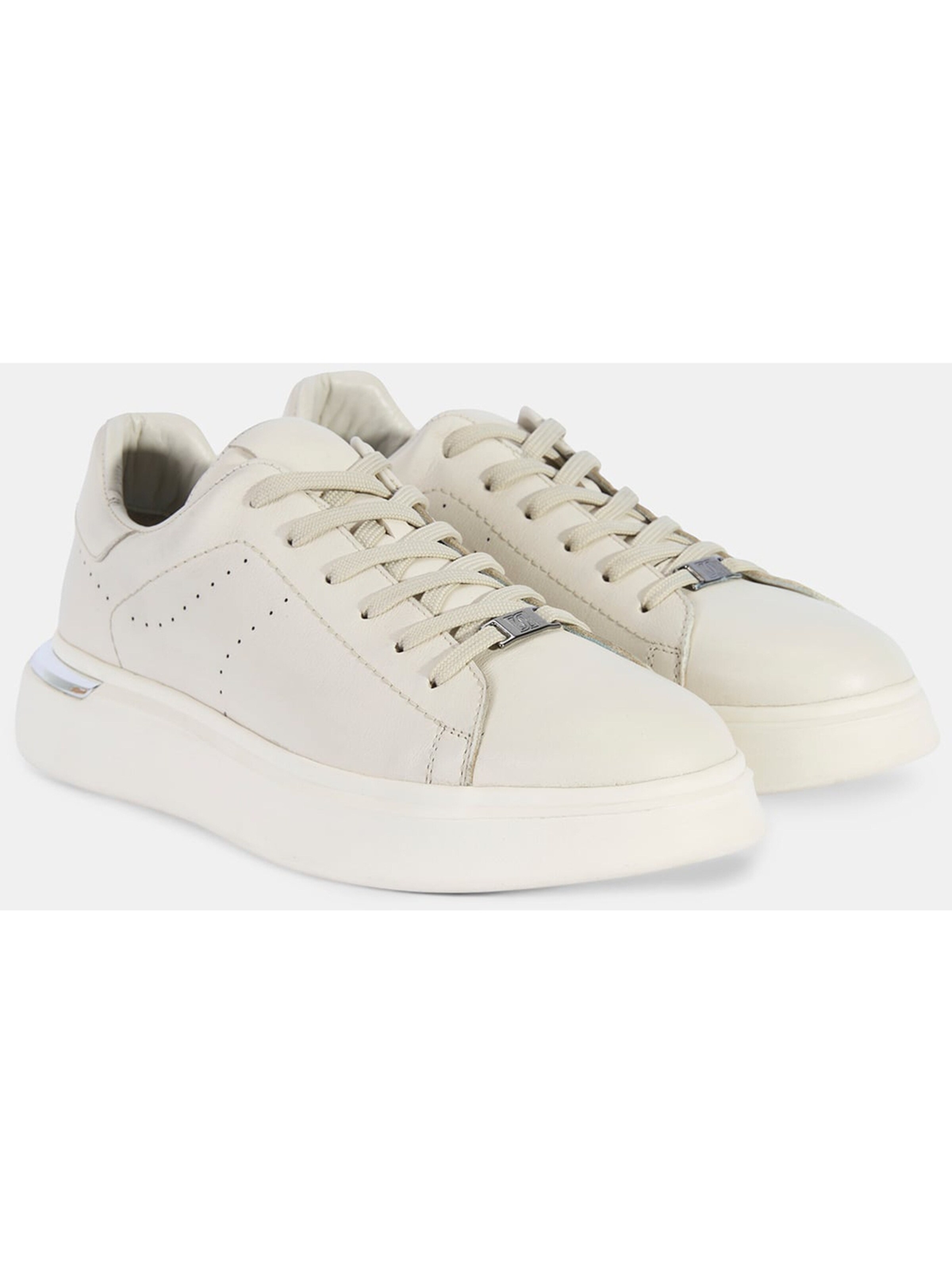 Desa Classic Flats 'Schnürschuhe' in White: front