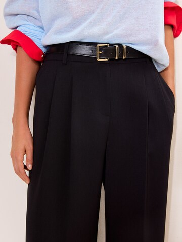 Lipsy Loose fit Trousers in Black