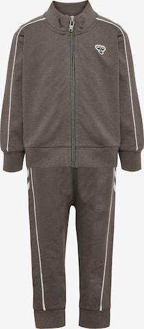 Survêtement Hummel en gris : devant