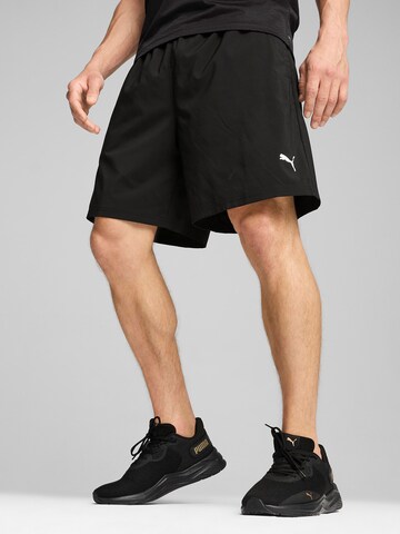 PUMA Loosefit Sportshorts 'TRAIN FAV BLASTER' in Schwarz