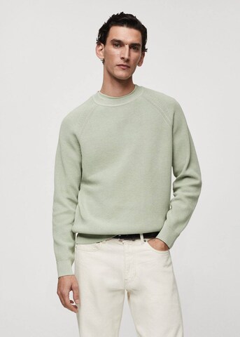 MANGO MAN Sweater in Green: front