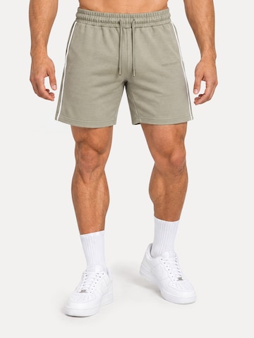 Smilodox Loosefit Broek ' Brenvaro ' in Groen: voorkant