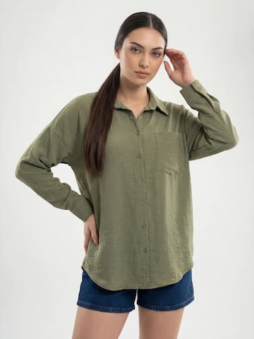 Bigdart Shirt 'Hemden' in Green: front
