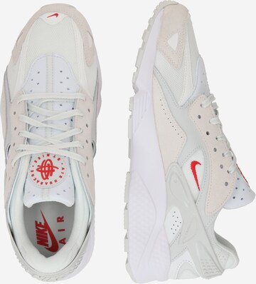 Nike Sportswear Sneaker 'AIR HUARACHE' in Weiß
