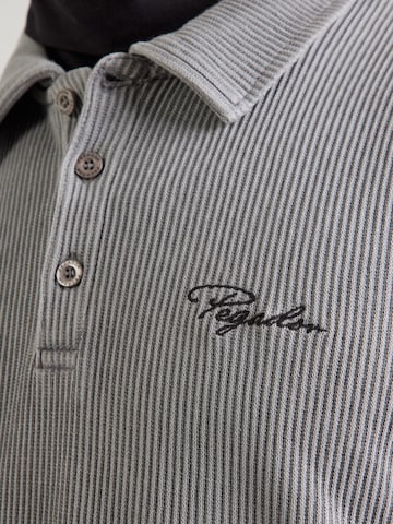 Pegador - Camisa em cinzento