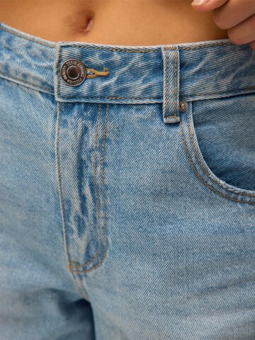 VERO MODA Regular Jeans 'VMRaila' in Blauw
