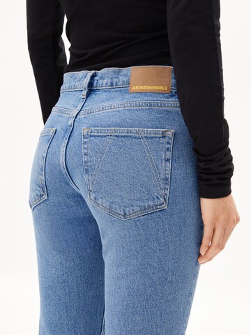 Slimfit Jeans 'Carenaa' di ARMEDANGELS in blu