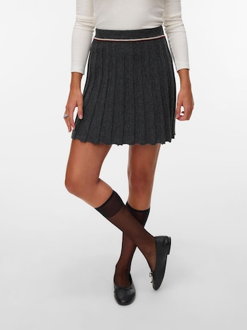 VERO MODA - Falda 'MARINA' en gris: frente