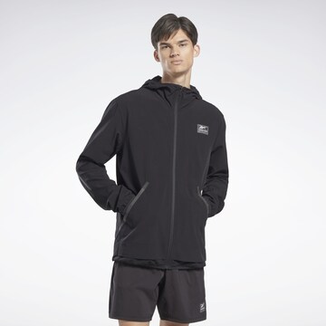 Veste de sport Reebok en noir : devant