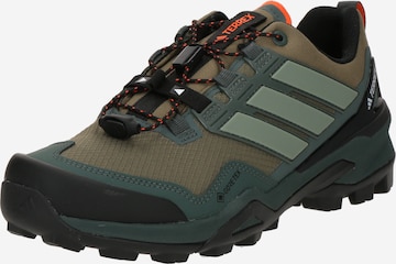 Chaussure basse 'Skychaser' ADIDAS TERREX en vert : devant
