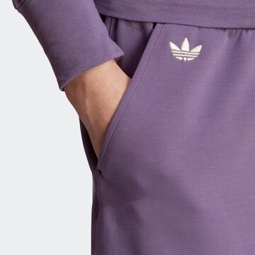 ADIDAS ORIGINALS Loosefit Shorts in Lila