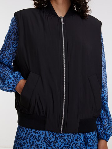 EDITED Vest 'Sigrid' in Black