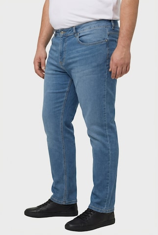 Men Plus Regular Jeans in Blue