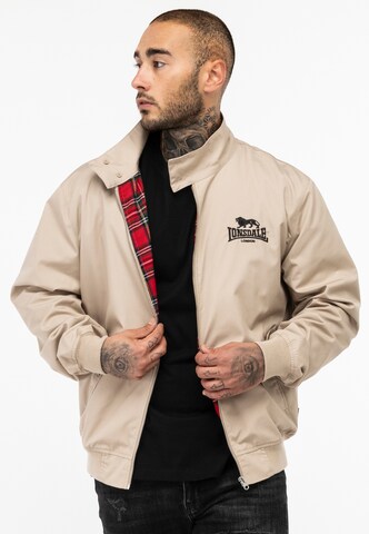 LONSDALE Демисезонная куртка 'Harrington' в Бежевый: спереди