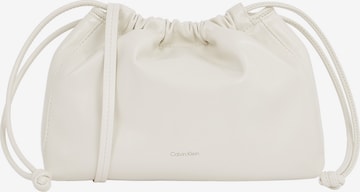 Poche ventrale Calvin Klein Jeans en beige : devant