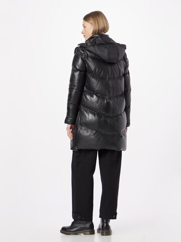 Gipsy Winter Coat 'Vallie' in Black