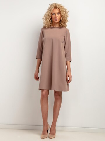 TESSITA Dress in Brown: front
